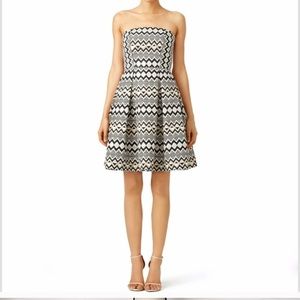 Slate & Willow Jacquard Metallic Geometric